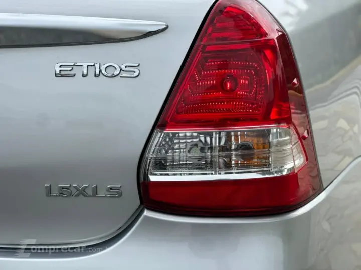 ETIOS 1.5 XLS SEDAN 16V FLEX 4P MANUAL