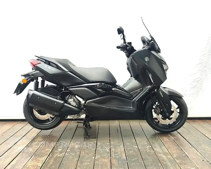 YAMAHA XMAX 250 CONNECTED ABS