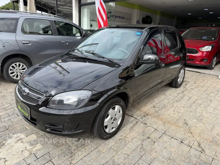 CELTA 1.0 MPFI LT 8V