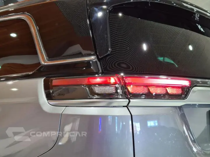 COMMANDER OVERLAND T270 1.3 TB FLEX AUT