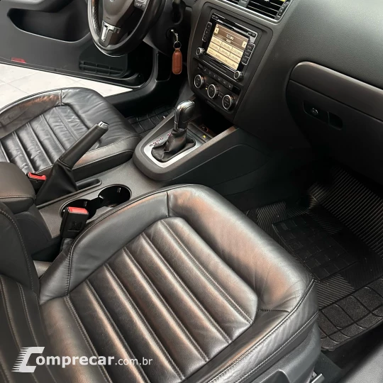 JETTA Highline 2.0 TSI 16V 4p Tiptronic