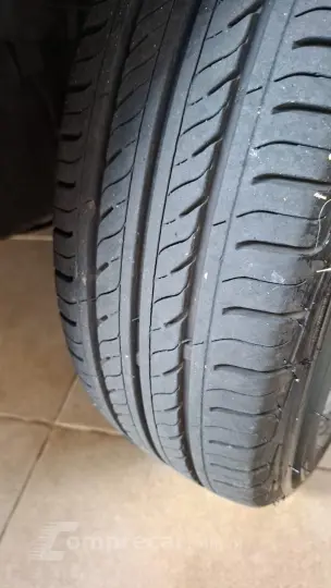 LOGAN 1.6 Expression 8V