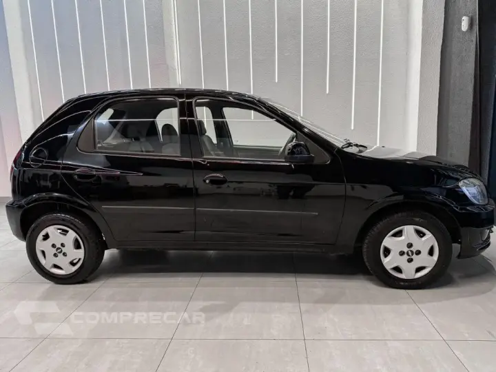 Celta Spirit/ LT 1.0 MPFI 8V FlexP. 5p