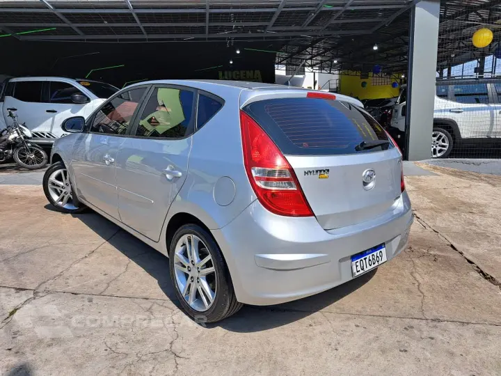 I30 2.0 Mpfi Gls 16V Gasolina 4P Manual