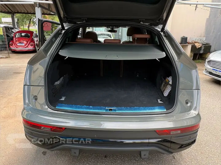 Q5 2.0 55 Tfsie Phev Sportback Performance Black Quattro S T