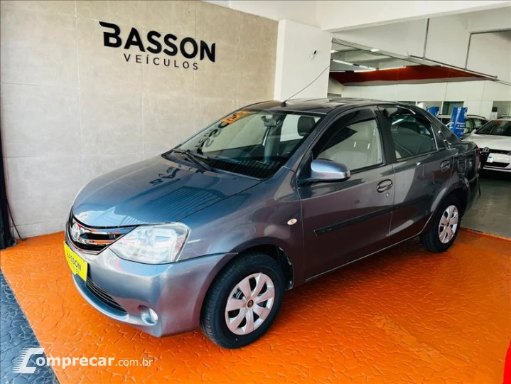 ETIOS 1.5 XS Sedan 16V