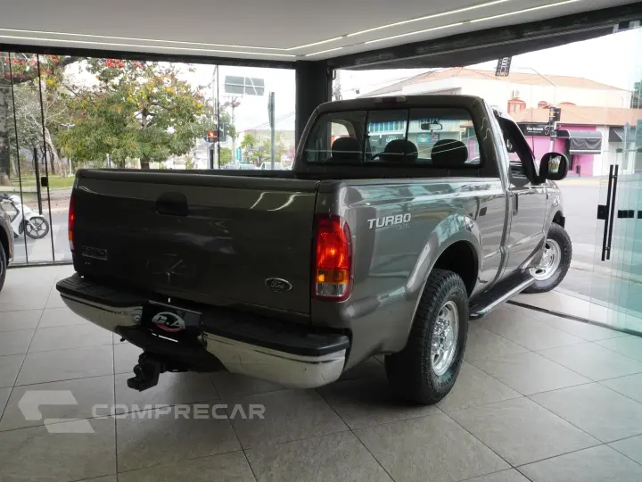 F-250 4.2 XLT 4X2 CS TURBO DIESEL 2P MANUAL