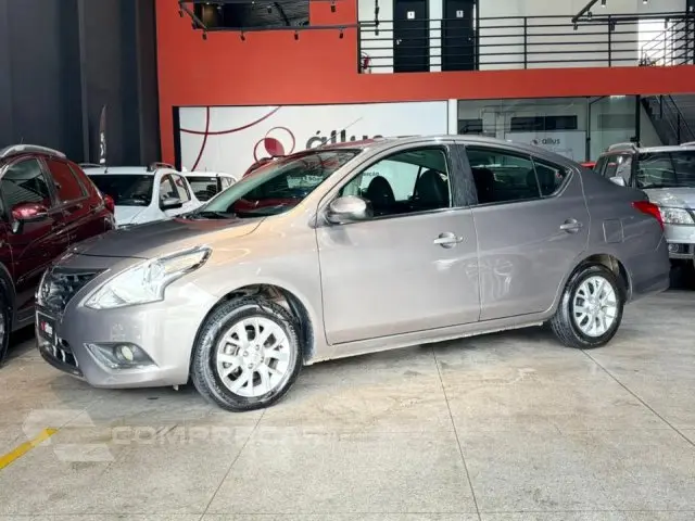 VERSA - 1.6 16V SV 4P XTRONIC