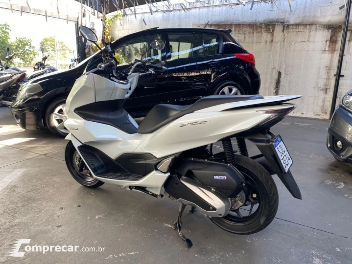 PCX 160