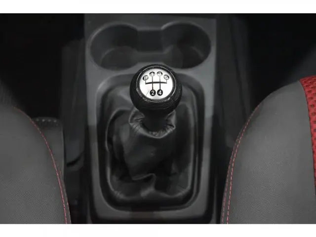 MERIVA - 1.8 MPFI SS 8V 4P MANUAL