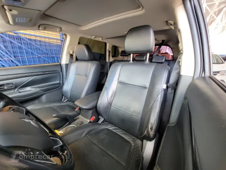 OUTLANDER 2.0 16V 160cv Aut.