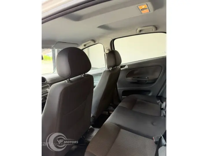 VOYAGE 1.0 MI 8V FLEX 4P MANUAL