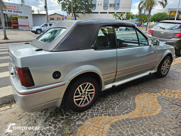 ESCORT 1.8 XR3 Conversível 8V