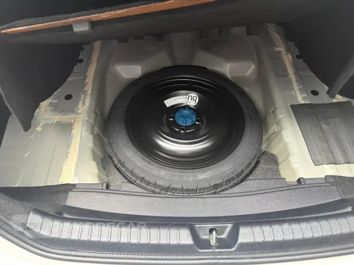 YARIS 1.5 16V Sedan XLS