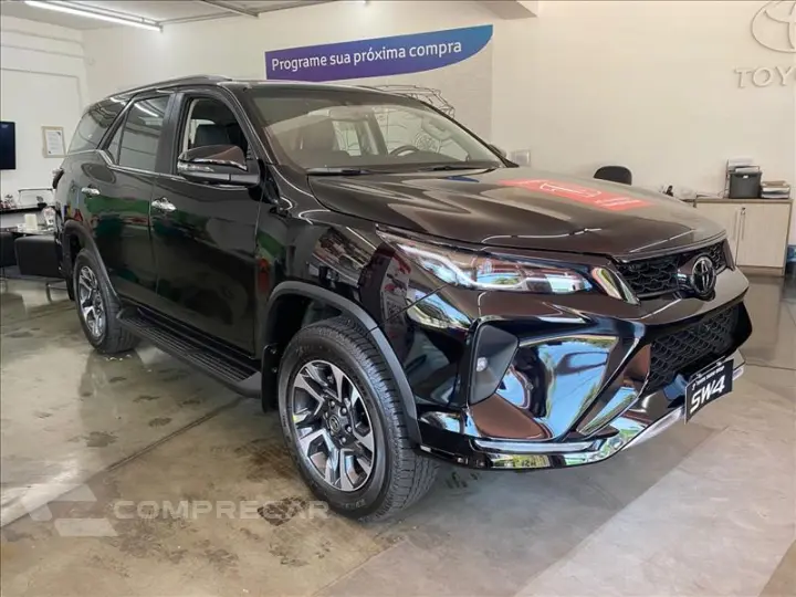 HILUX SW4 2.8 D-4d Turbo SRX Platinum 7L 4X4