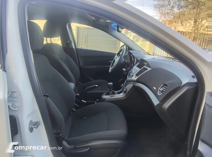 CRUZE 1.8 LT 16V