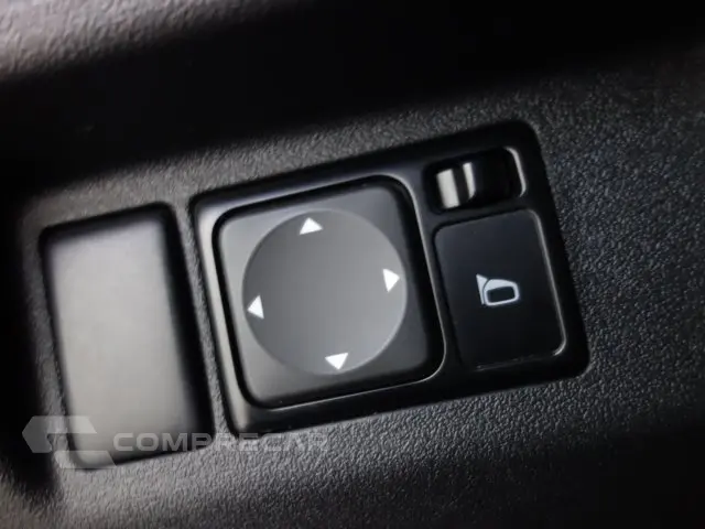 MARCH - 1.6 SV 16V 4P MANUAL