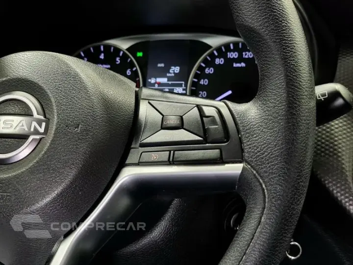 KICKS ACTIVE CVT