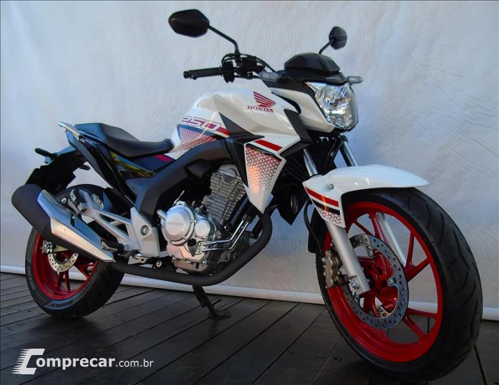 CB TWISTER
