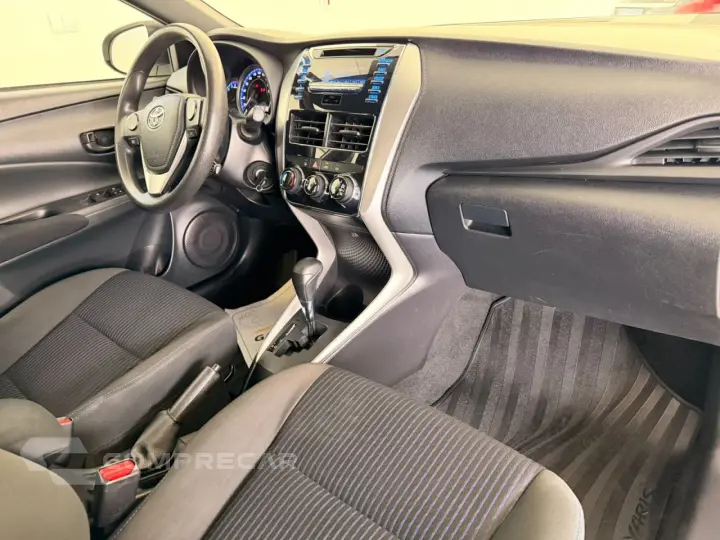 Yaris Hatch 1.3 16V 4P FLEX XL MULTIDRIVE AUTOMÁTICO CVT