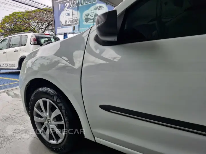 SANDERO 1.0 12V SCE FLEX AUTHENTIQUE MANUAL
