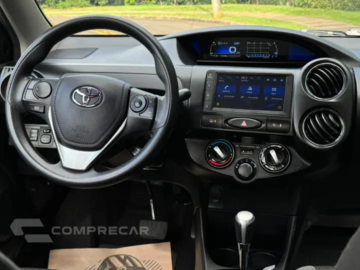 ETIOS 1.5 X Plus Sedan 16V