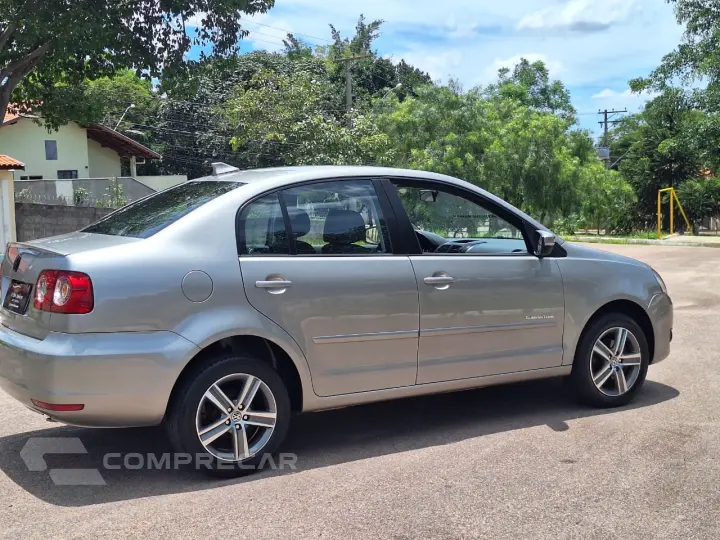 POLO SEDAN 1.6 8V