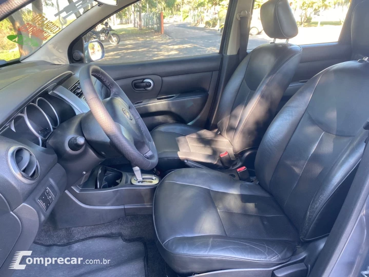 LIVINA 1.8 SL X-gear 16V
