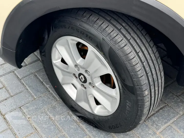 CAPTUR 1.6 16V SCE Life