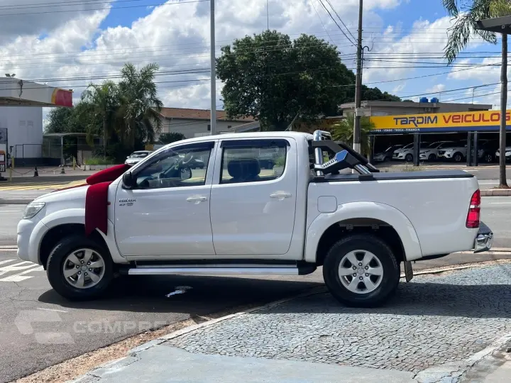 HILUX 2.7 SR 4X2 CD 16V FLEX 4P AUTOMÁTICO