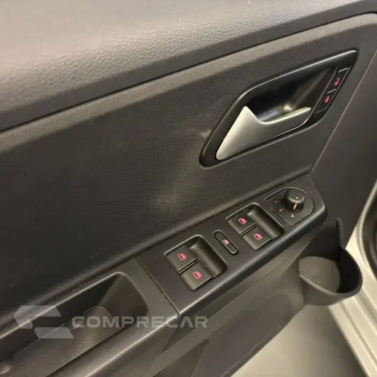 Fox Trendline 1.0 Flex 8V 5p