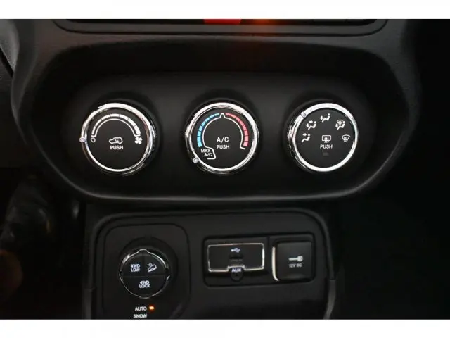 RENEGADE - 2.0 16V TURBO SPORT 4P 4X4 AUTOMÁTICO