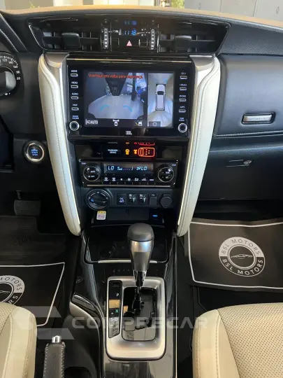 HILUX SW4 2.8 D-4d Turbo Diamond 7L 4X4