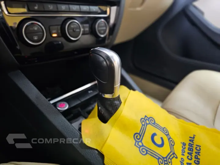 JETTA Highline 2.0 TSI 16V 4p Tiptronic