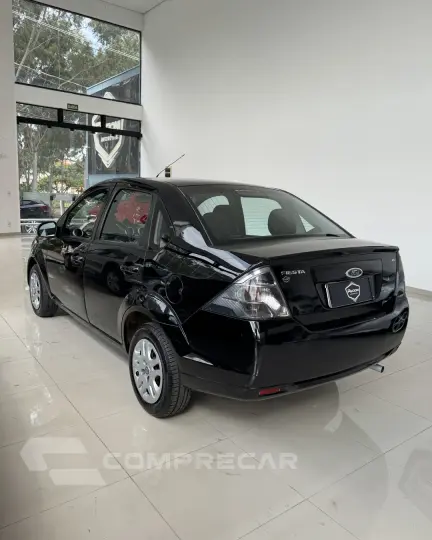 FIESTA 1.6 Rocam SE Sedan 8V