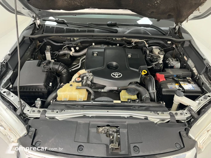 HILUX 2.8 D-4d Turbo CD SRV 4X4