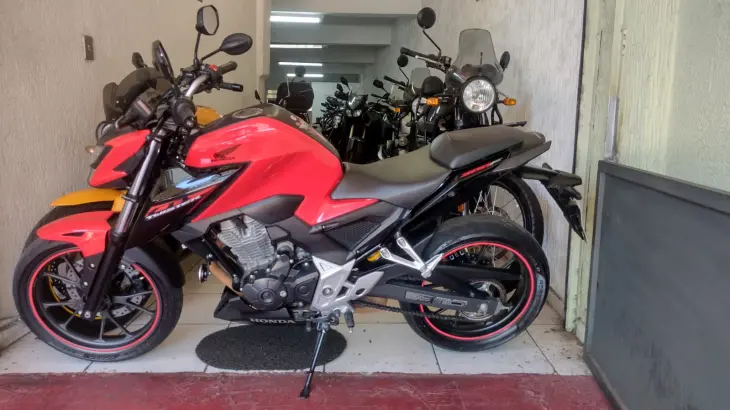 CB 300f Twister ABS
