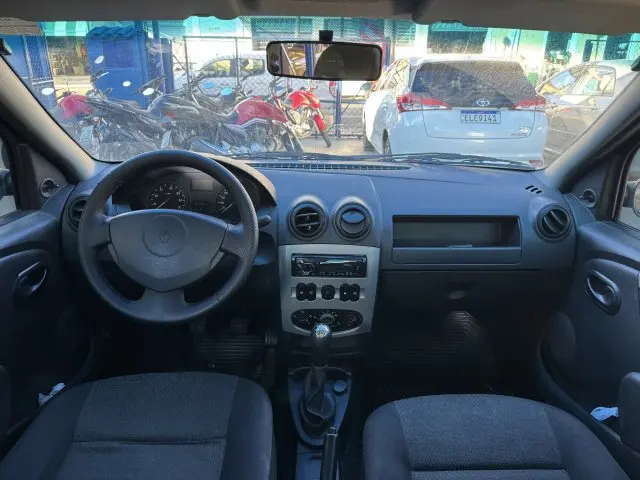 LOGAN - 1.6 EXPRESSION 8V 4P MANUAL