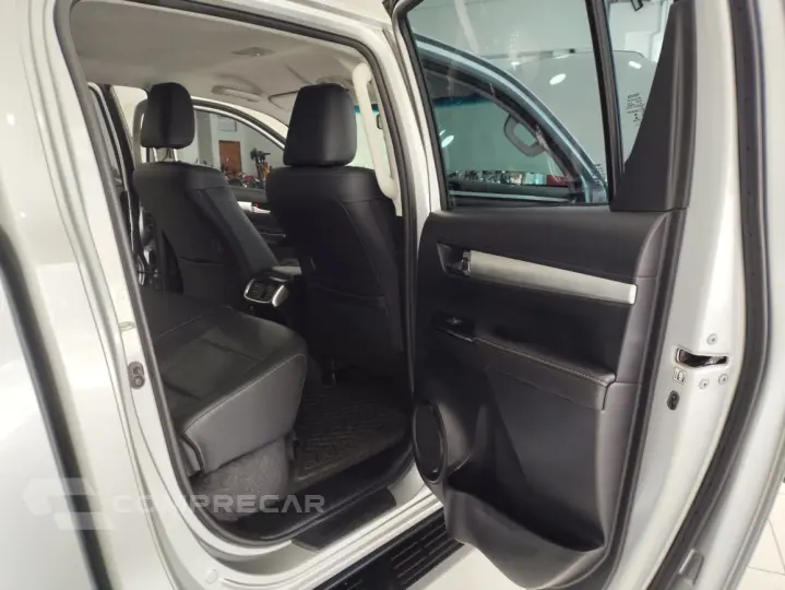 HILUX 2.8 D-4d Turbo CD SRX 4X4