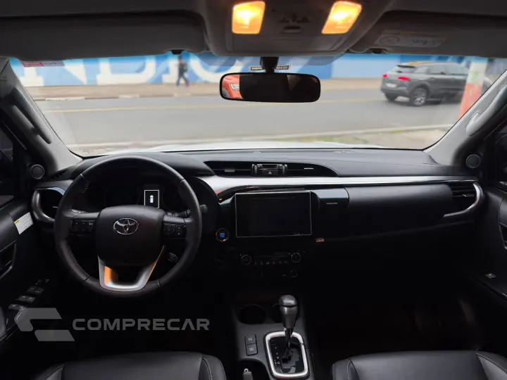 HILUX 2.8 D-4d Turbo CD SRX 4X4
