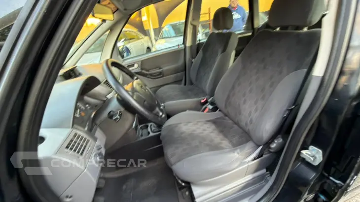 MERIVA 1.8 MPFI Maxx 8V