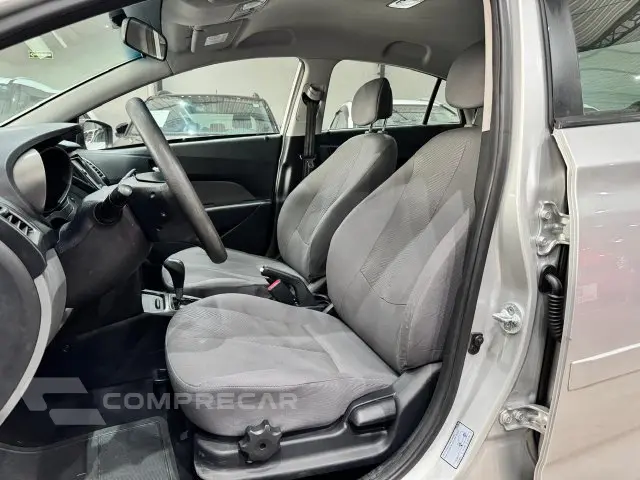 HB20S - 1.6 COMFORT PLUS 16V 4P AUTOMÁTICO