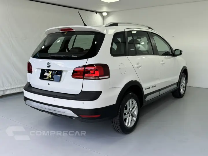SPACE CROSS 1.6 MSI 16V