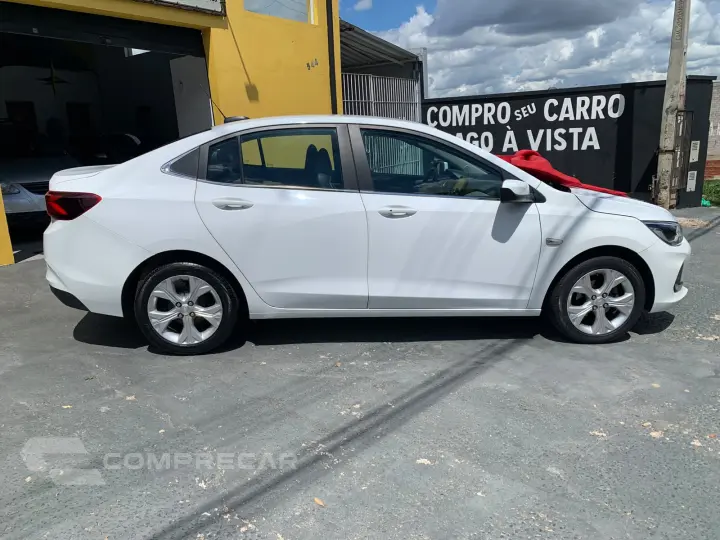 ONIX 1.0 Turbo Plus Premier