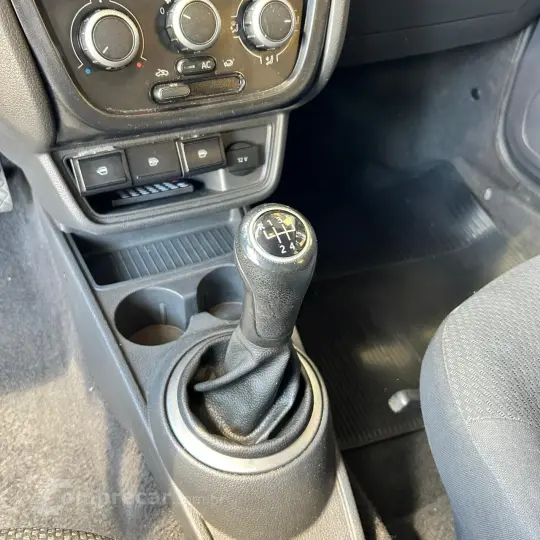 VOYAGE 1.0 12V MPI Totalflex Trendline