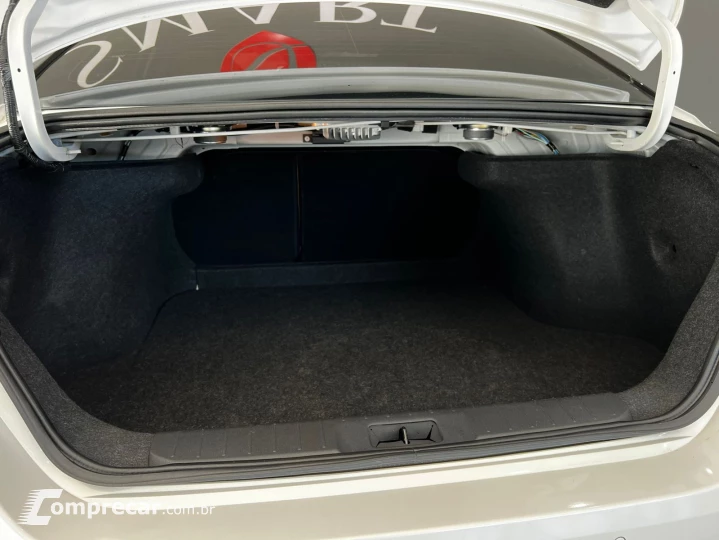 Sentra Exclusive 2.0 16V Aut.