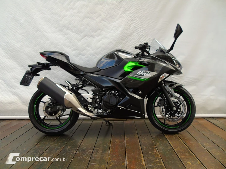 KAWASAKI NINJA 400