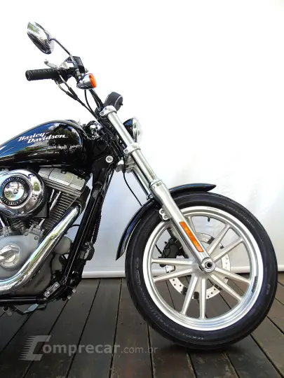 HARLEY-DAVIDSON DYNA SUPER GLIDE FXD