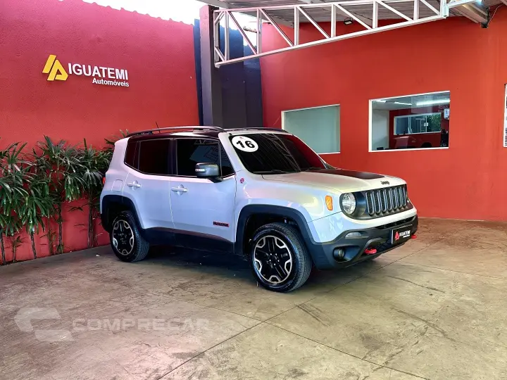 RENEGADE 2.0 16V TURBO DIESEL TRAILHAWK 4P 4X4 AUTOMÁTICO