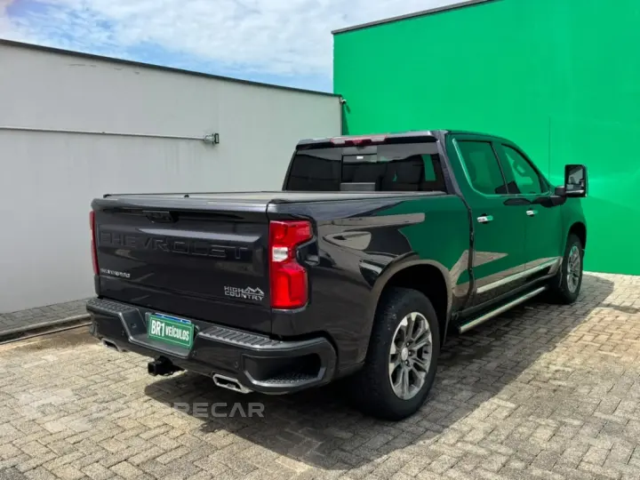 SILVERADO 5.3 V8 GASOLINA 1500 HIGH COUNTRY 4X4 AUTOMÁTICO